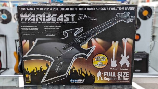 Dreamgear Warbeast PS2/3 Guitar Controller w/ Guitar Hero Metallica - BP312878