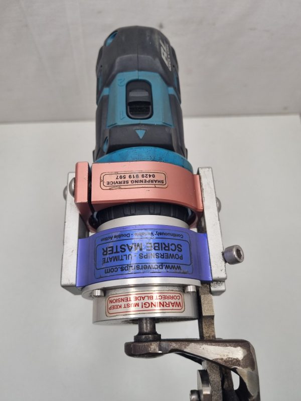 Makita Drill with Power Snips Nibbler Attachment & Battery IP329660 - Image 13