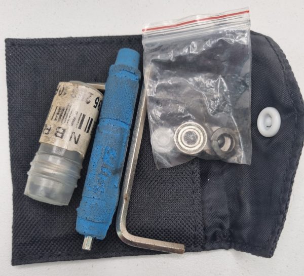 Makita Drill with Power Snips Nibbler Attachment & Battery IP329660 - Image 10