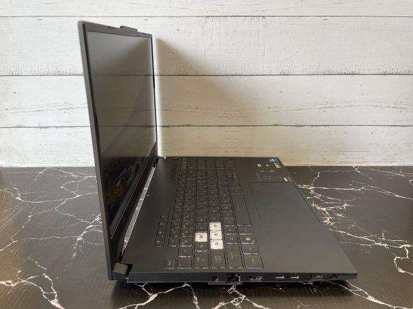 Asus TUF Gaming Laptop TW338607 - Image 3