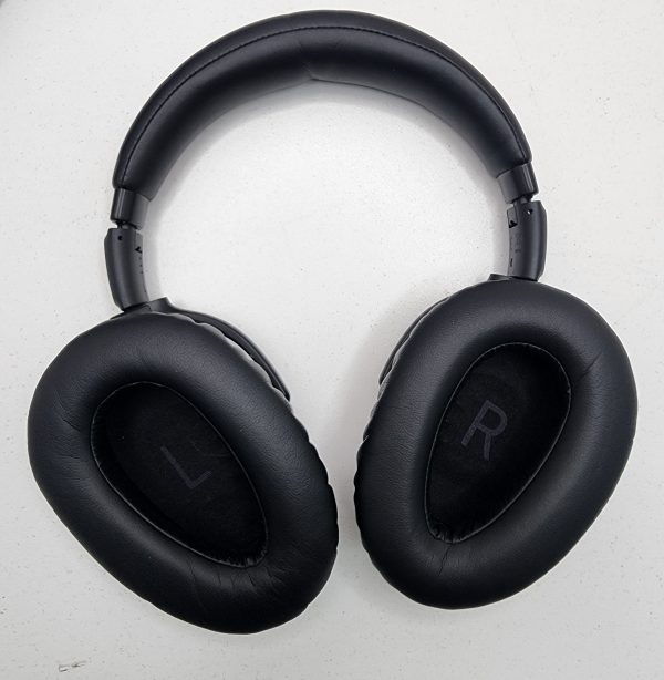 Sennheiser Headphones PXC 550-II - Black In Case - IP279350 - Image 4