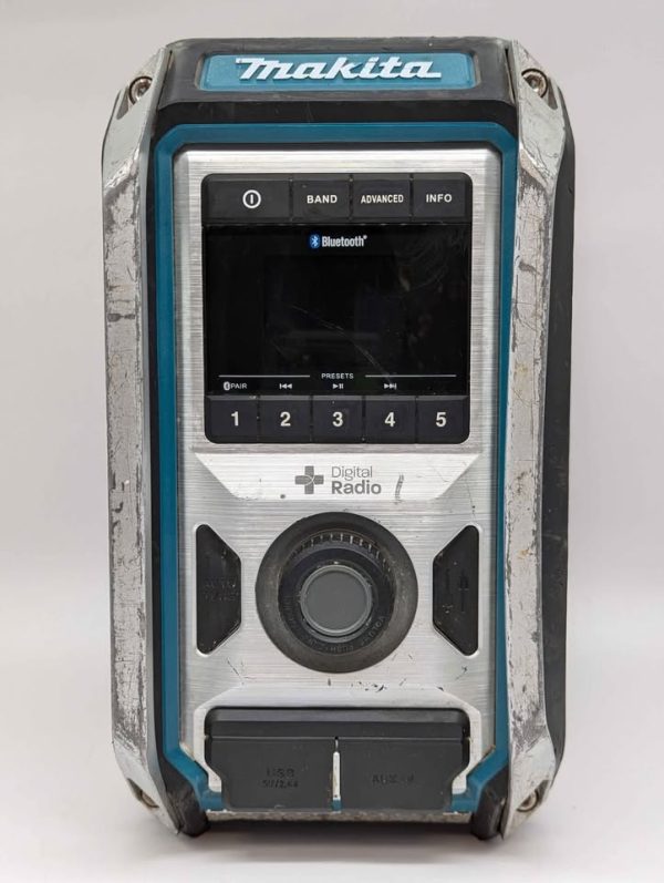 Makita 18V Digital Radio Skin-Only (DMR115) - BP337167 - Image 2