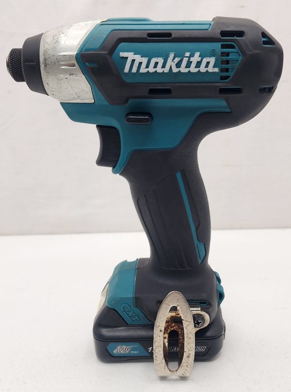 Makita Drill TD110D with 1.5 AH Battery IP340491