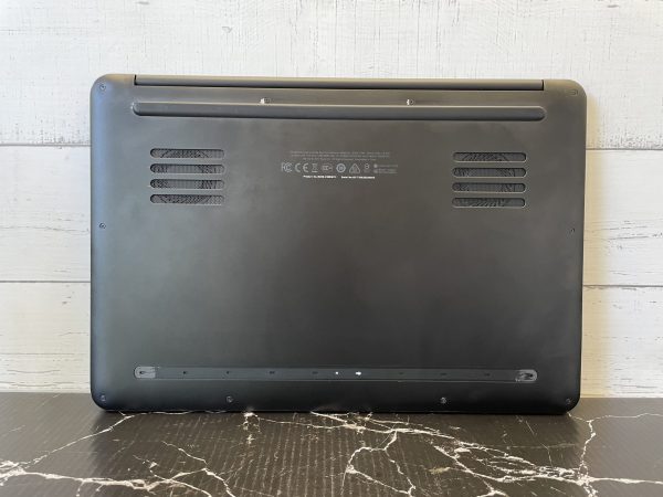 Razer Blade Laptop TW340634 - Image 10