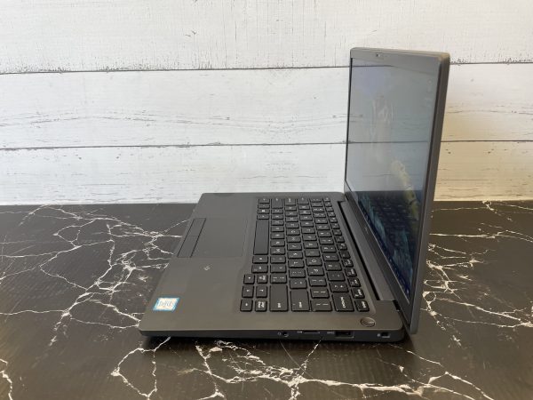 Dell Latitude Laptop TW335837 - Image 2