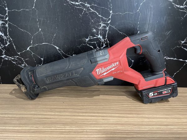 Milwaukee 18V Reciprocating Saw TW338617 - Image 5