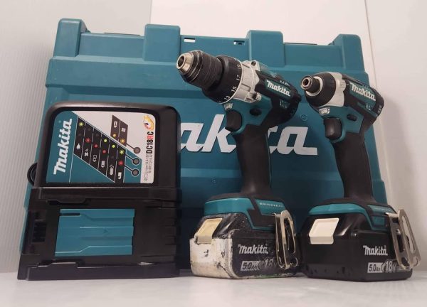 Makita 18v Brushless Drill Kit W/ Batteries & Charger #GN332156 - Image 8