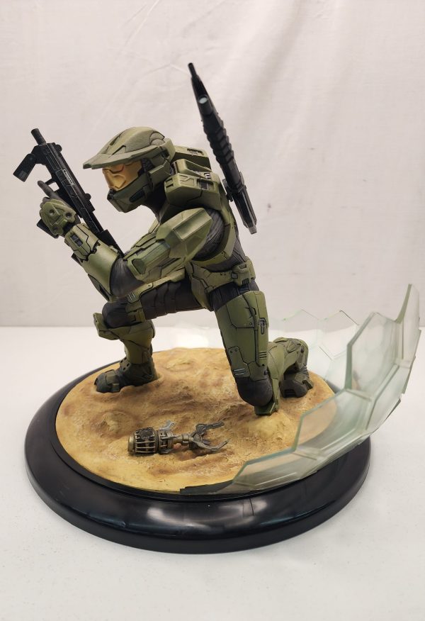 Master Chief Field Of Battle ARTFX Statue - IP344177 - Image 8