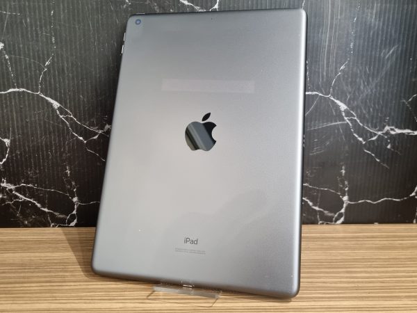 Apple iPad 7th Generation 32GB TW342225 - Image 2