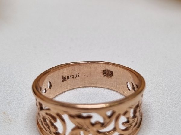 9ct Rose Gold Patterned Band TW334874 - Image 8