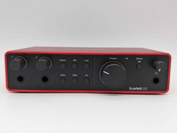 Focusrite Scarlett 2i2 Studio Kit 4th Gen (MOSC0040) - BP346664 - Image 2