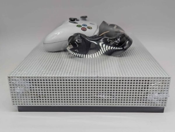 Microsoft Xbox One S Console (1681) - BP341733 - Image 4