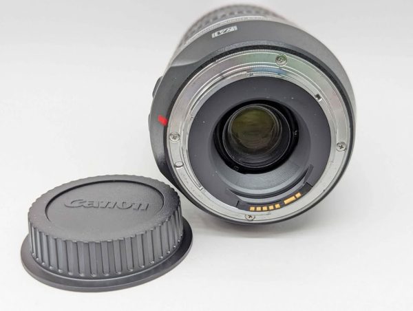 Tamron SP 70-300mm f/4-5.6 Lens - BP345816 - Image 7