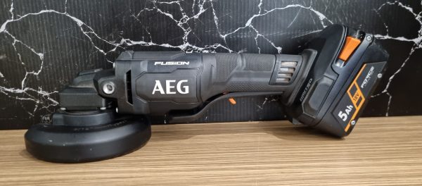 AEG 18V Angle Grinder TW341147 - Image 5