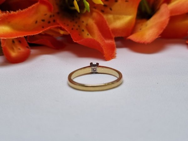 18ct Yellow Gold Solitaire Ring TW335286 - Image 8