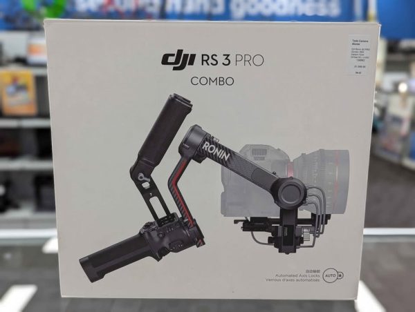 DJI RS 3 Pro Combo Gimbal Kit - BP342713 - Image 4