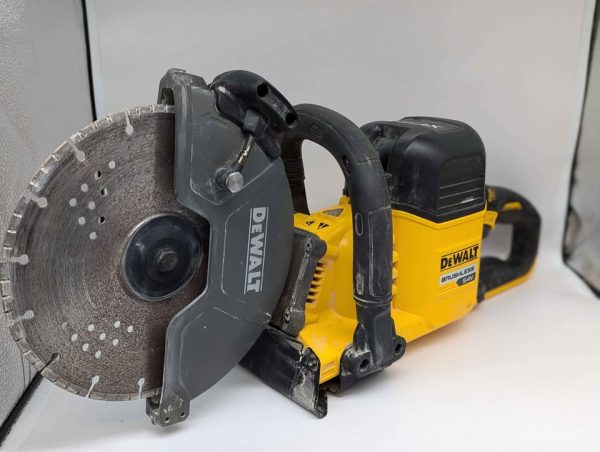 DeWalt 54V 230mm Brushless Concrete Cut Off Saw w/ 12Ah Battery (DCS691) - BP343631