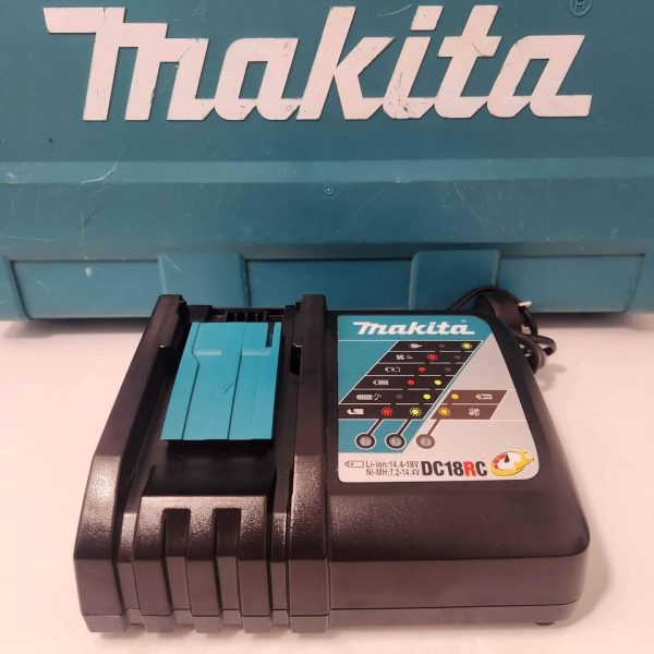 Makita 18v Brushless Drill Kit W/ Batteries & Charger #GN332156 - Image 13