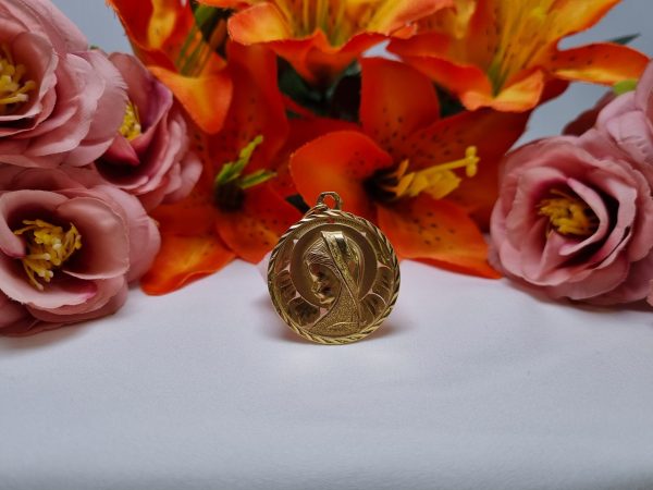 Stamped 18ct Yellow Gold Virgin Mary Medallion TW343702 - Image 5