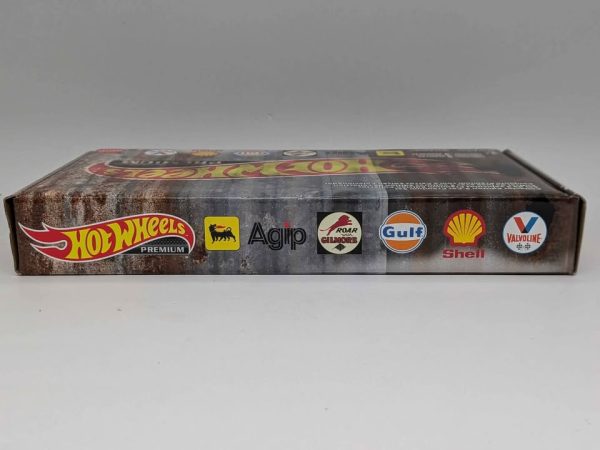 Sealed Hot Wheels Premium 5 Pce Collectable Set - BP345977 - Image 4