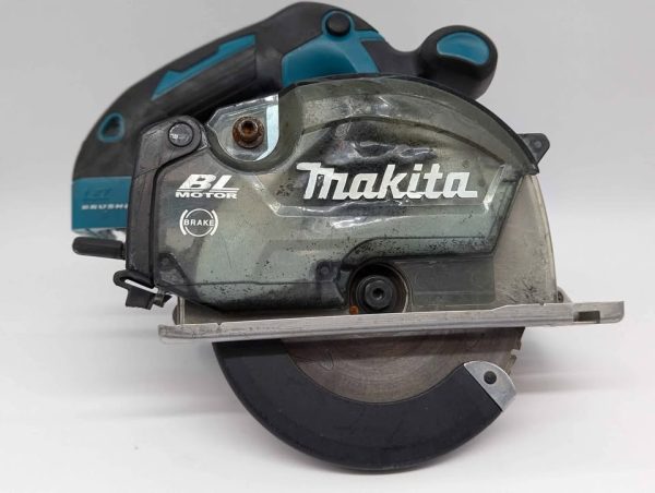 Makita 18V Brushless 150mm Metal Cutter w/ Dust Box Skin-Only (DCS553) - BP343509 - Image 2