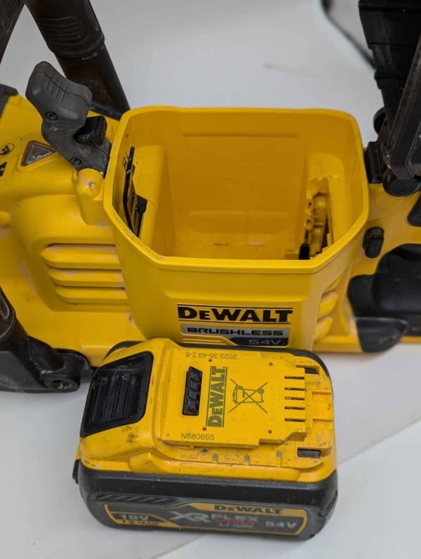 DeWalt 54V 230mm Brushless Concrete Cut Off Saw w/ 12Ah Battery (DCS691) - BP343631 - Image 4