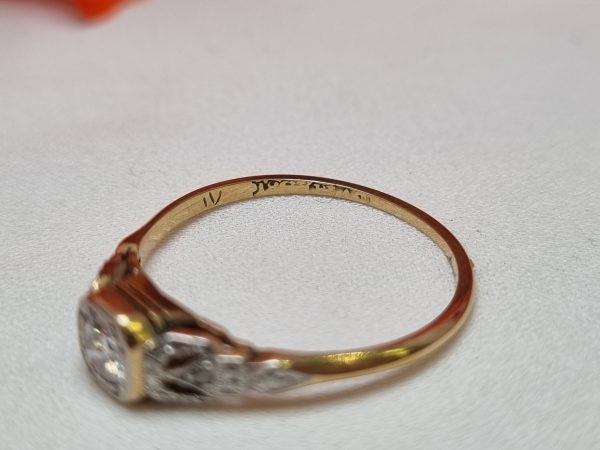 18ct Yellow Gold Bezel Set Ring TW341060 - Image 4