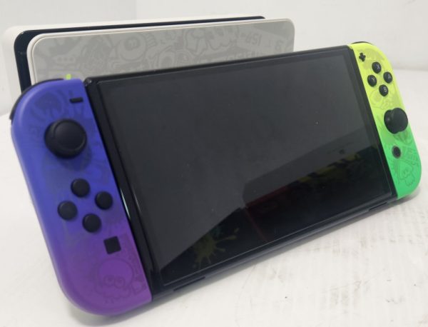 Nintendo Switch OLED Model Splatoon 3 Edition #GN348396 - Image 16