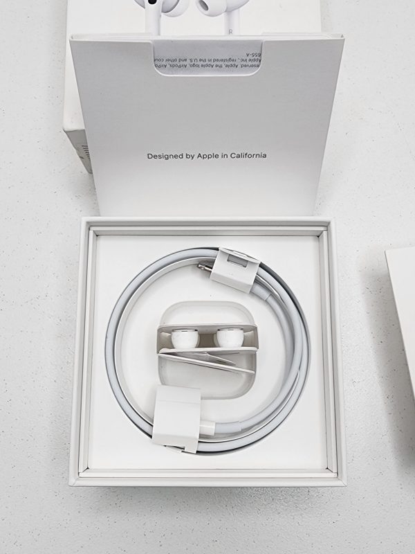 Apple Airpod's Pro 2 - White - IP339695 - Image 3