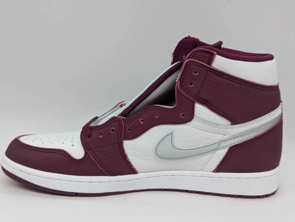 Nike Air Jordan 1 Retro High OG Bordeaux Shoes (Size 12US) - BP342404 - Image 5