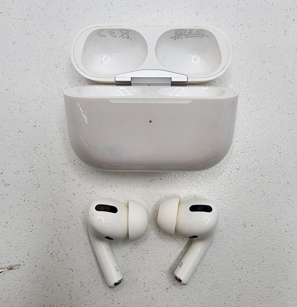 Apple Airpod's Pro 2 - White - IP339695 - Image 10