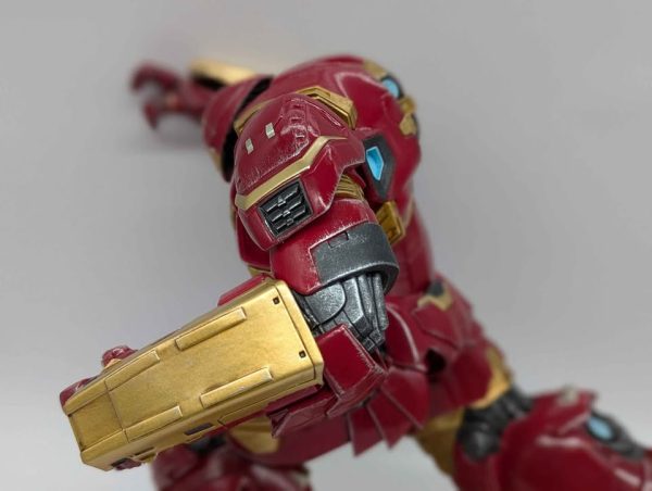 ArtFX Marvel Avengers Age of Ultron 1/10 Scale HulkBuster Collectable Model - BP351683 - Image 9