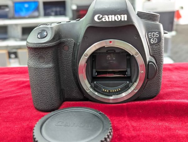 Canon EOS 6D DSLR Camera Body Only - BP352918 - Image 2