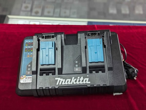 Makita 18V Dual Port Rapid Battery Charger (DC18RD) - BP350771