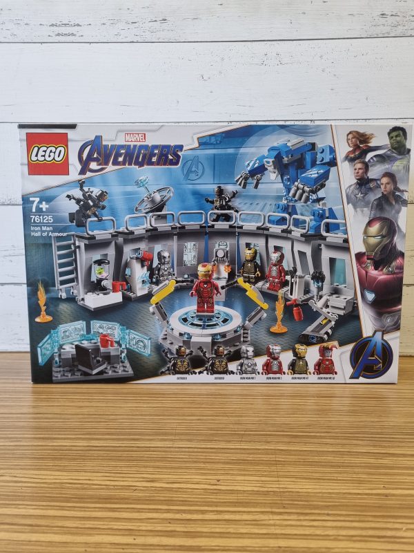 Marvel Avengers Lego Set Iron Man Hall of Armour - TW350364