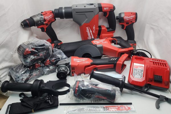 Milwaukee 18V 5.0Ah Li-ion Cordless FUEL ONE-KEY 5pce Combo Kit Power Pack - IP351427