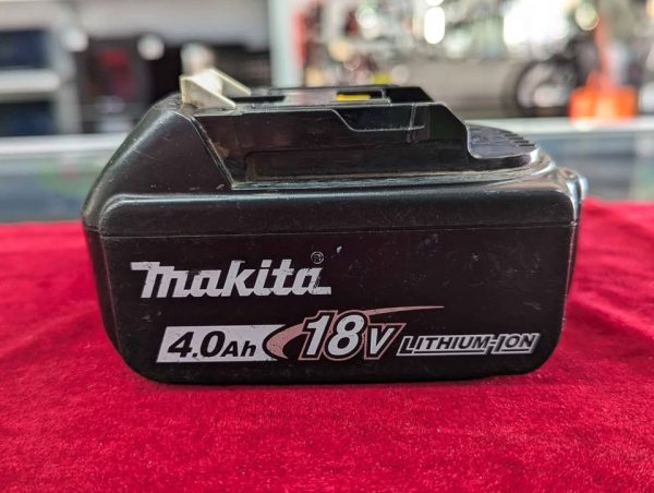 Makita 18V 4.0Ah Battery - BP347582 - Image 2