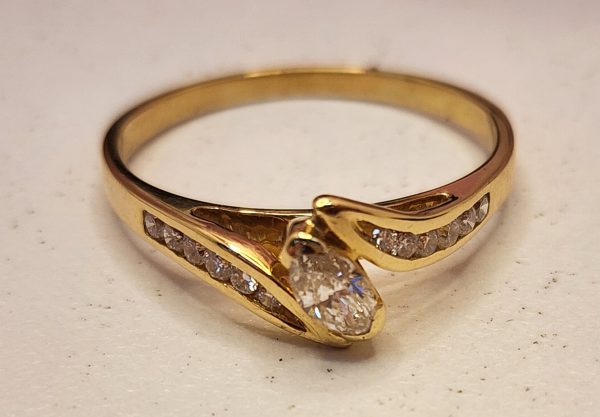 Ladies 18CT Yellow Gold Bridal Set w/ Accredited Valuation - IP302406 - Image 17