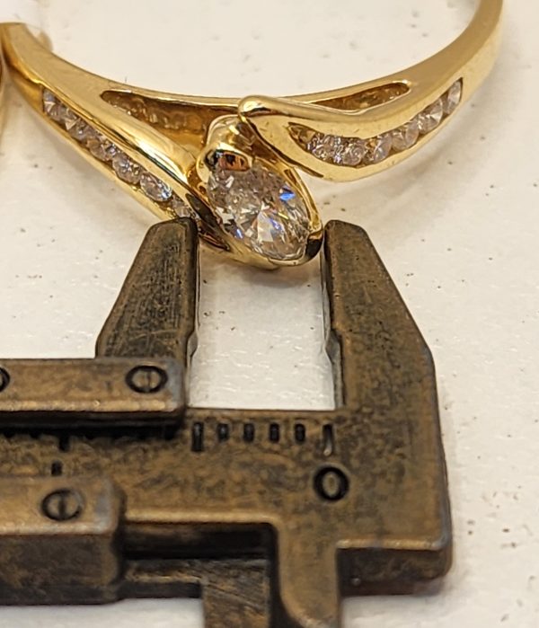 Ladies 18CT Yellow Gold Bridal Set w/ Accredited Valuation - IP302406 - Image 10