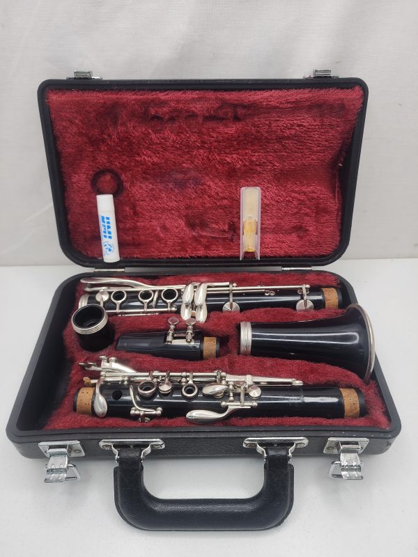 Yamaha Clarinet In Case - IP269232 - Image 2