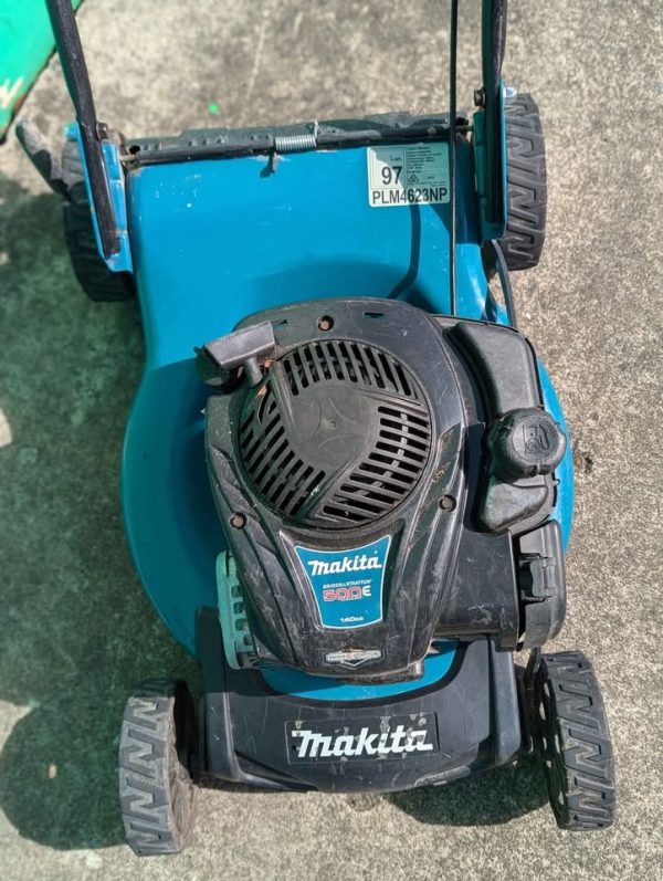 Makita 140cc 4-Stroke Mulch & Catch Lawn Mower (PLM4623NP) - BP337145 - Image 2