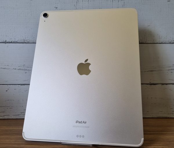 Apple iPad Air 256GB TW353221 - Image 2