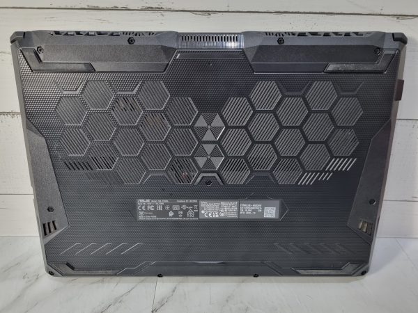 Asus TUF Gaming Laptop TW353717 - Image 4