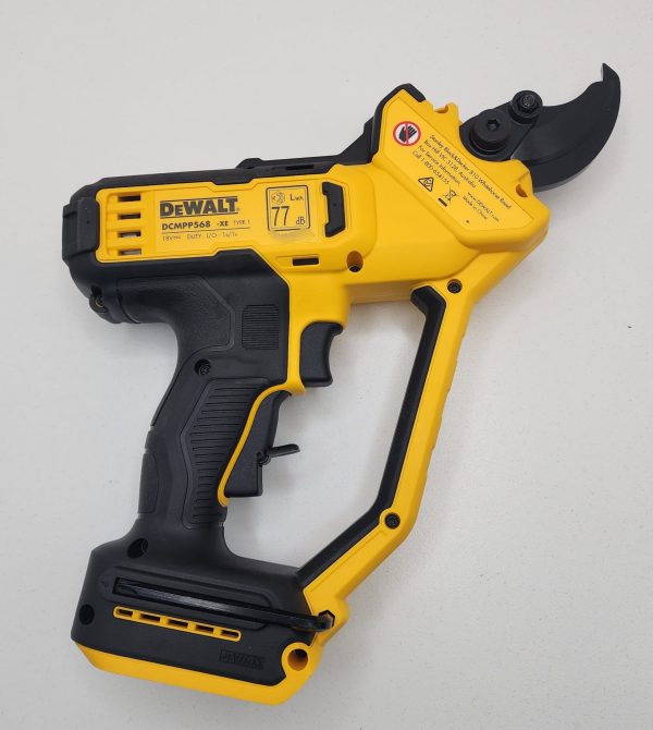 Dewalt Secateurs W/ Battery and Charger IP356169 - Image 11