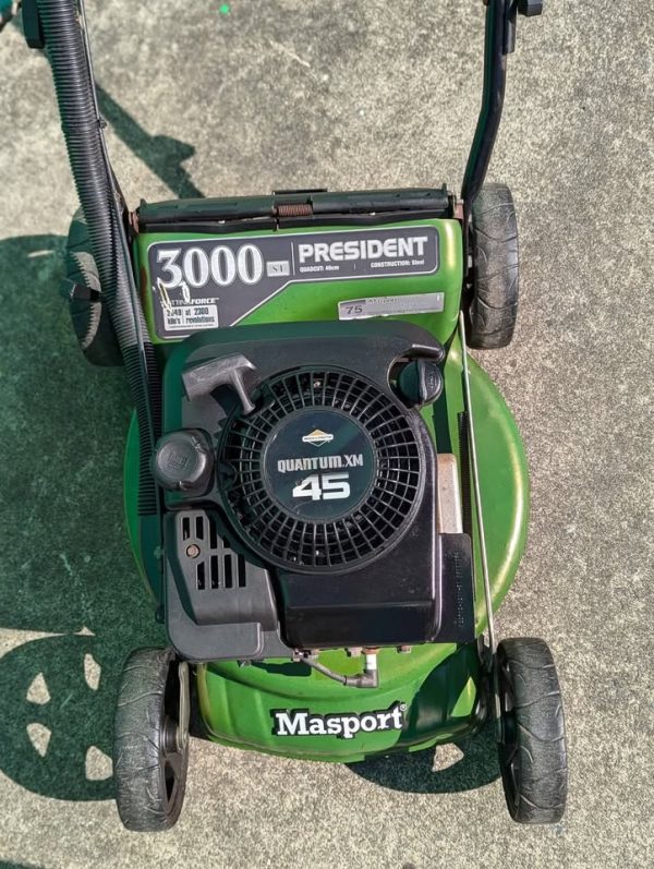 Masport President 3000ST Combo SP Petrol Lawnmower w/ Catcher - BP355989 - Image 4