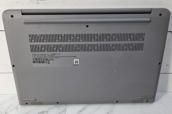 Lenovo IdeaPad Laptop TW349415 - Image 10