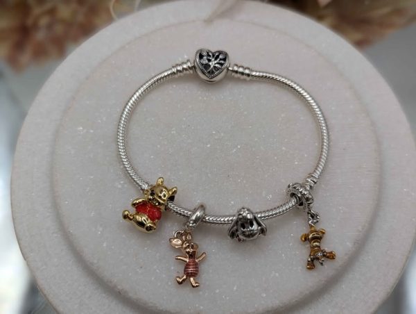 925CT Pandora 4-Charm Disney Winnie The Pooh Charm Bracelet With Family Heart Clasp - BP307606 - Image 2