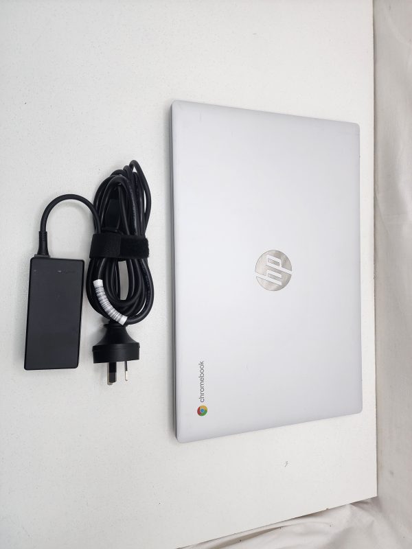 HP Google Chromebook Laptop With Charger - IP353914 - Image 3