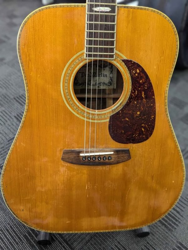 Pro Martin Acoustic Guitar (W-550) BP352407 - Image 4