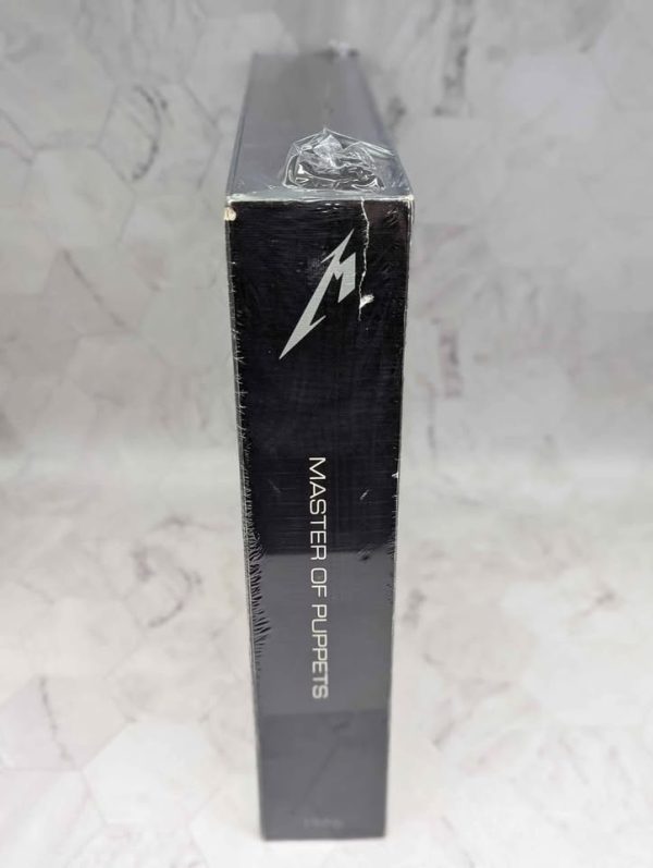 Metallica Master of Puppets Deluxe Numbered Edition Set (8731/25000) - BP359995 - Image 6